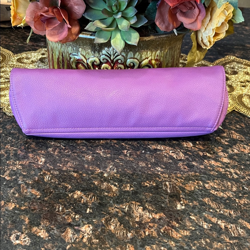 ghd Purple Color Heat Resistant Hot Tools Bag with Heat Resistant Pad - Picture 8 of 11